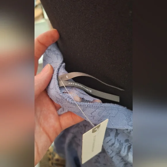 Anthropologie Sheer Tiered Lace Maxi Skirt Size Small! - Picture 3 of 3